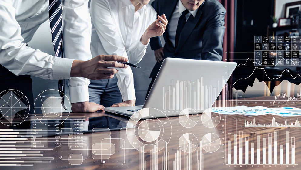 الاستشارات والأبحاث